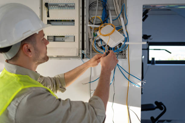 Best Electrician Near Me  in Clinton, OH